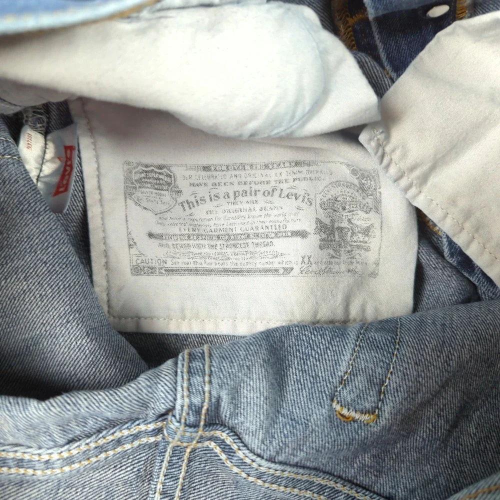 Levis 501 Jeans Mens 34x29 Blue Faded Whiskers Wallet‎ Classic Button Fly